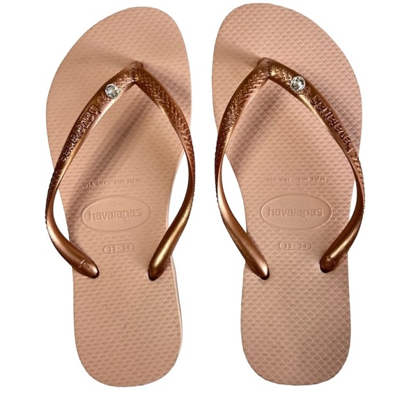 💎 Sparkle and Shine with Havaianas Flip Flops! 💎 - Picture 1 of 6
